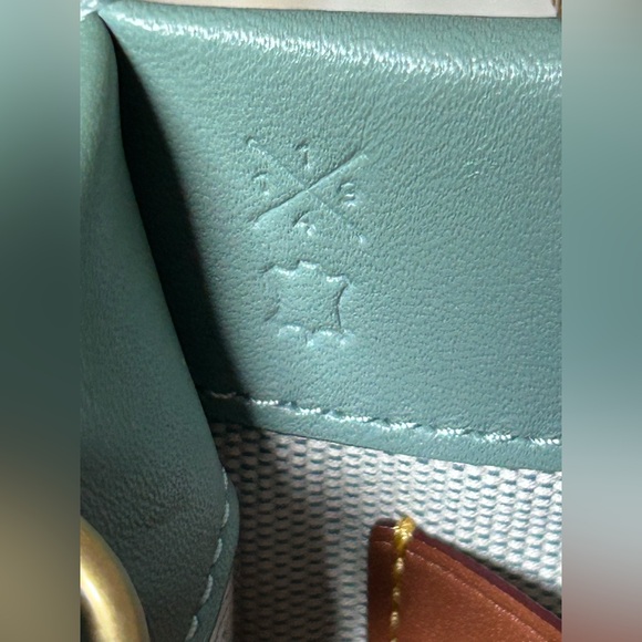 COACH 1941 Cashin Glovetanned Leather Mini Tote/Crossbody Bag in Sage - Picture 6 of 15